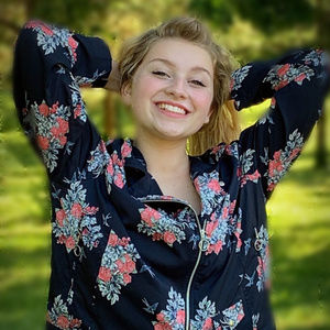 Elegant Capsule Zipper Top